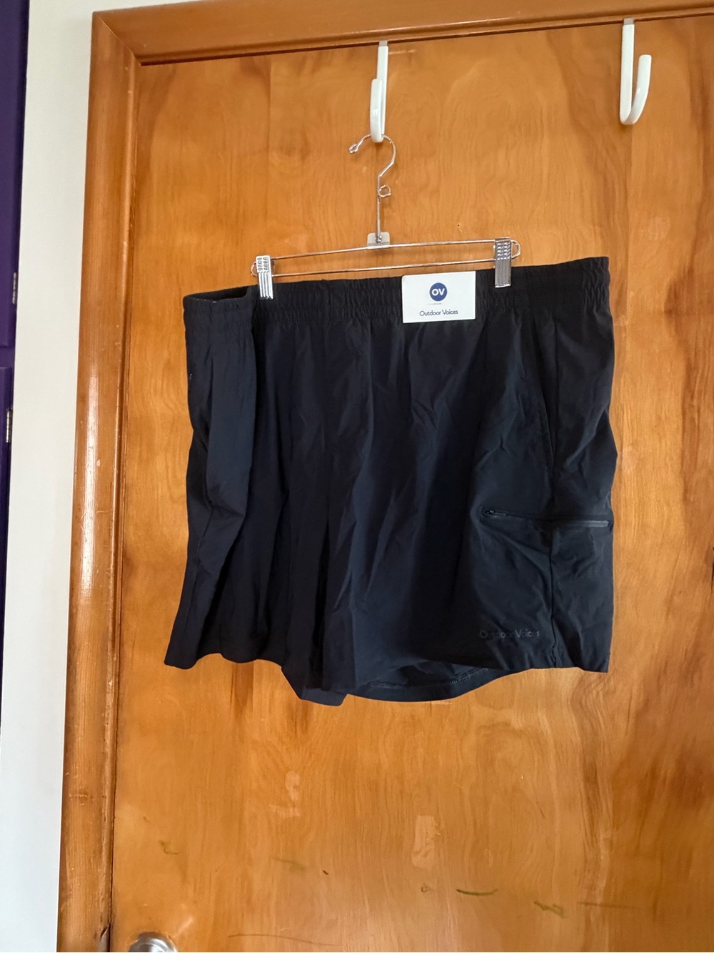 Outdoor Voices Black Circle shorts with Side Zip Pocket